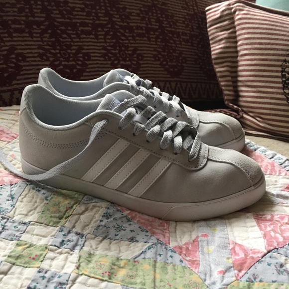 Shoes - Women’s Adidas Grand Court tennis shoes. EUC